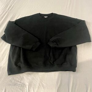 Jerseez Men’s XL Crewneck Sweater Plain Black